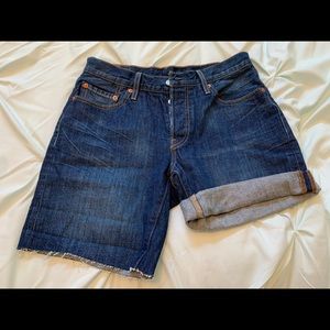 NWOT Levi’s 501 Jean Shorts